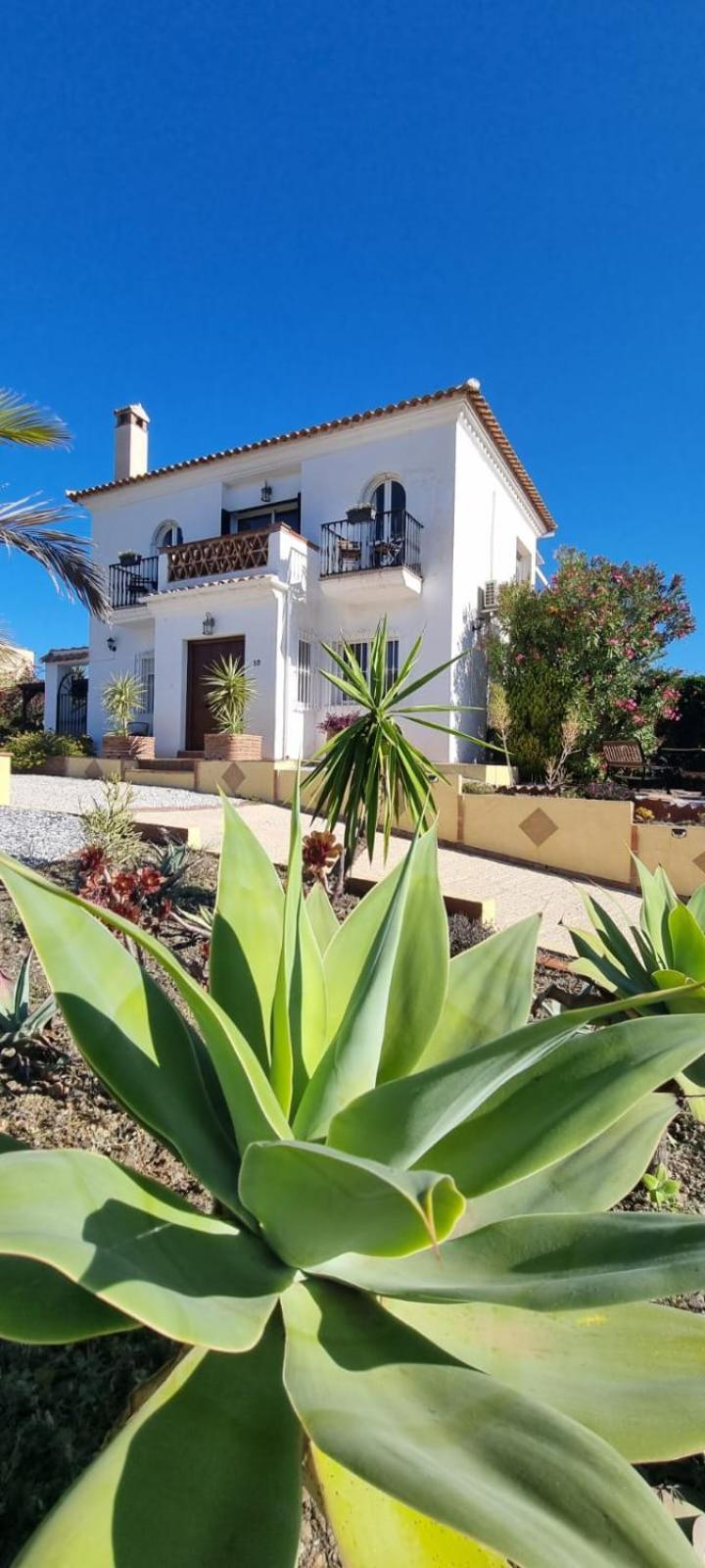 La Vista Vinuela Acomodação com café da manhã Exterior foto